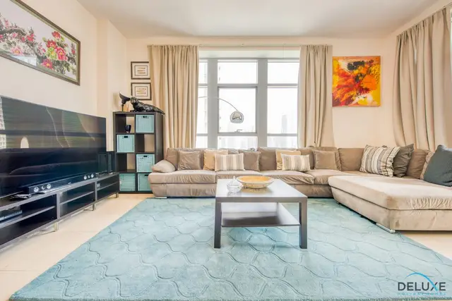 Close to Burj Khalifa & Dubai Mall w/ Relaxing Balcony, Claren Tower — Downtown Dubai