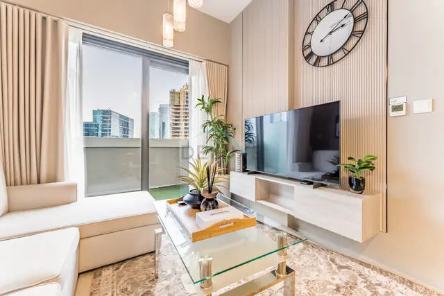Furnished 1Bedroom with Burj Khalifa Tip View, Near Dubai Water Canal — Business Bay